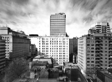 Montreal, Standard Life Building. (Mimmo Jodice)