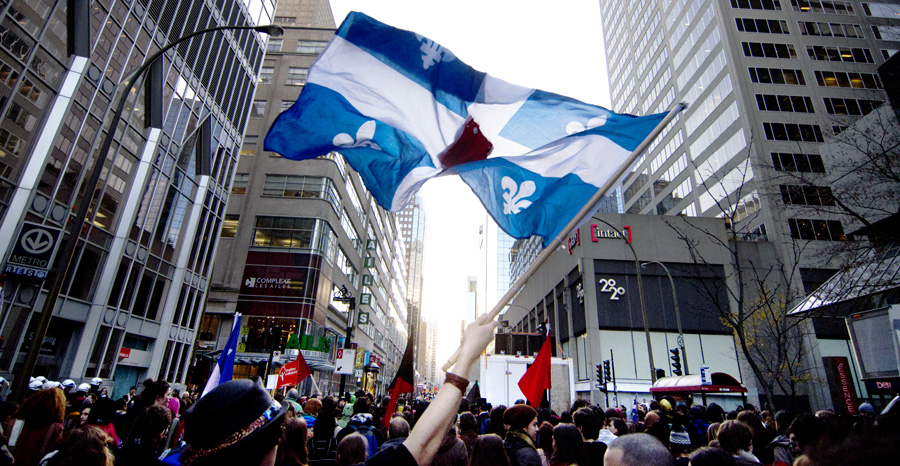 Students demonstrate in solidarity with student movements around the world. (Sam Reynolds / McGill Tribune)