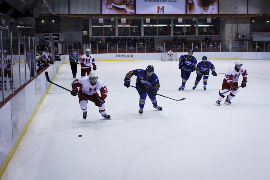 First-year forward Max Le Sieur rushes up from the right wing. (Liam Maclure / McGill Tribune)